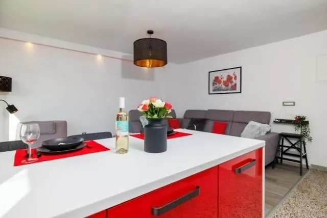 Kings Apartment Crikvenica 0*,  Croatia